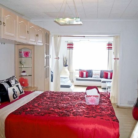 A & L Lodgings Barking  Buitenkant foto